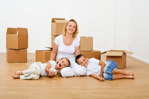 Local storage solution in Barnes for moving and renovation needs
